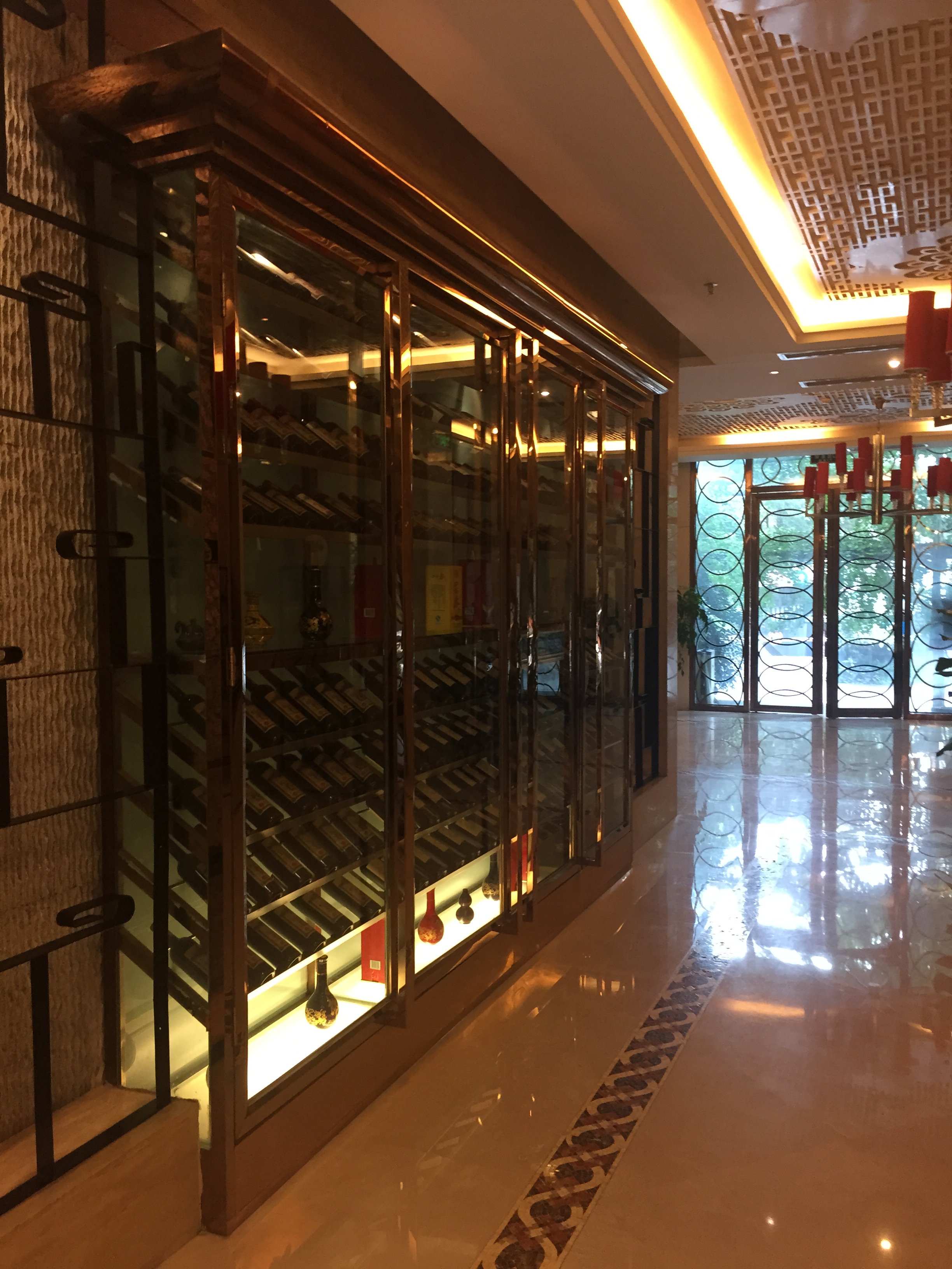 不銹鋼鈦金酒架