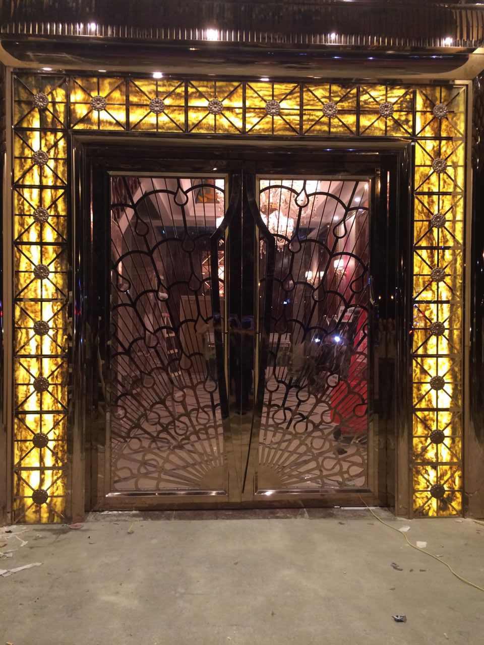 不銹鋼鈦金酒架