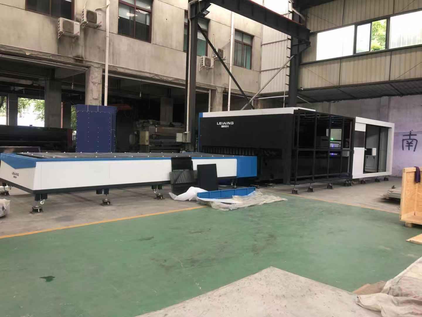 6000W激光切割機